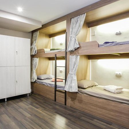 Barcelona & You Hostel Sagrada Familia Екстериор снимка