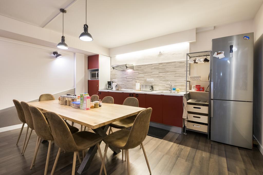 Barcelona & You Hostel Sagrada Familia Екстериор снимка